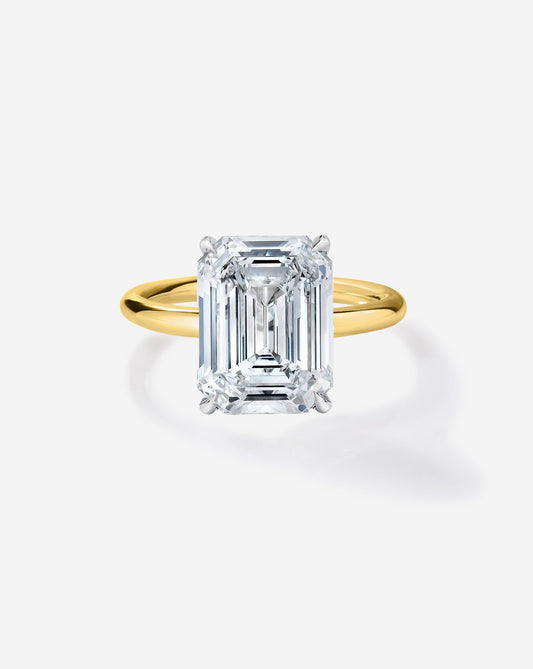 3.16 Emerald Lab Diamond in Cloud Solitaire