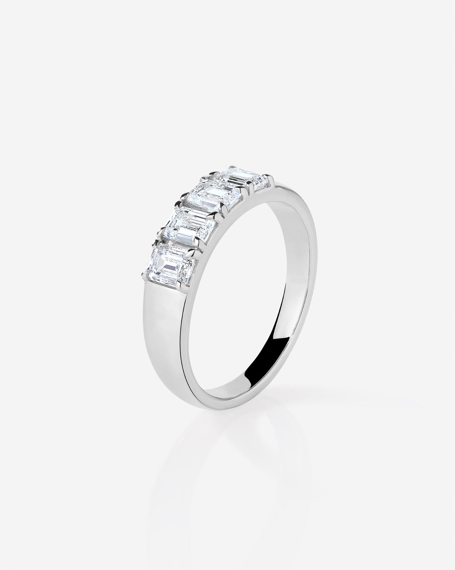 4-Stone Emerald Diamond Wedding Band