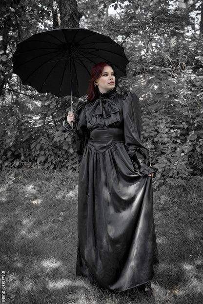 Batwing Pagoda Umbrella [MIDNIGHT BLACK]