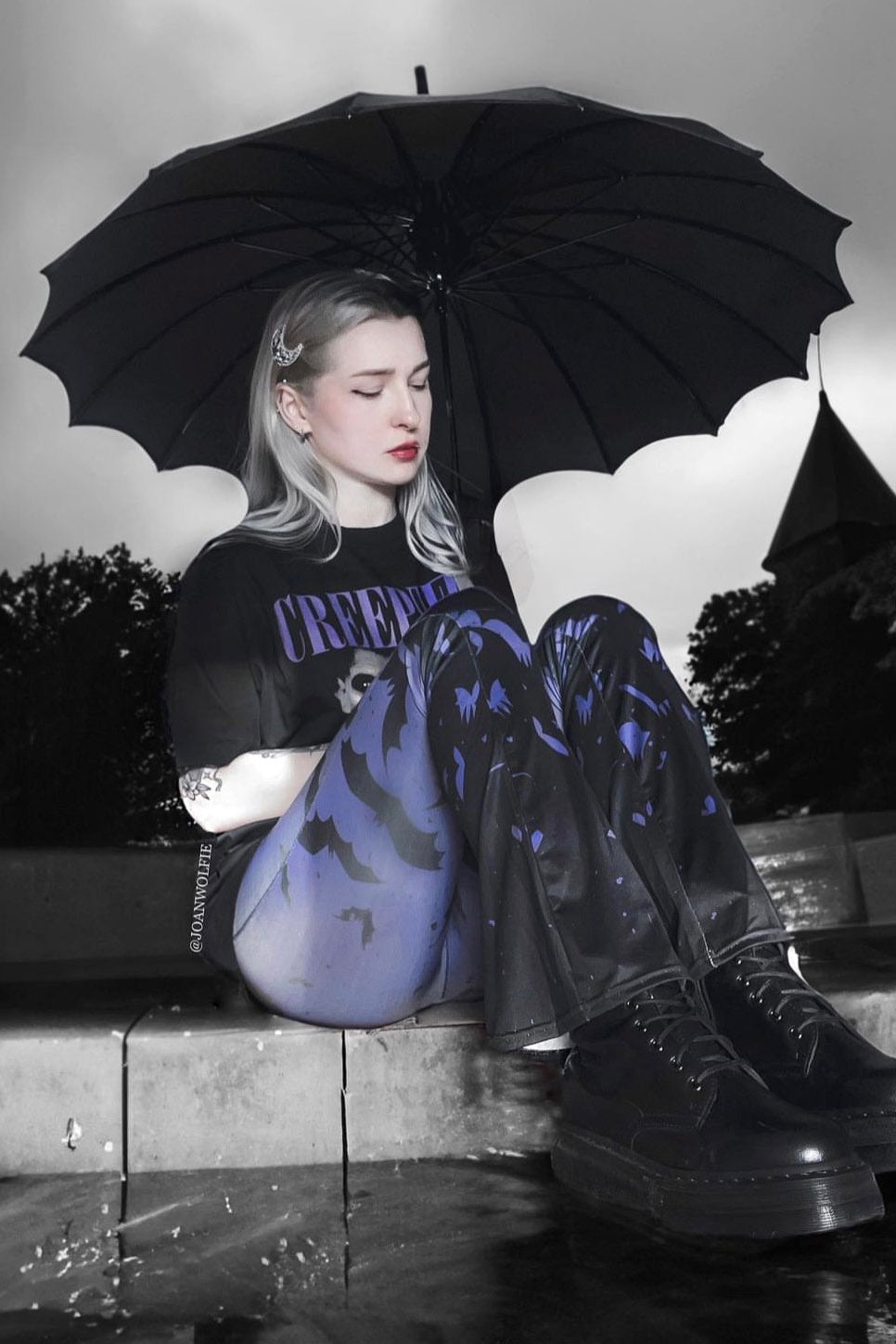 Batwing Pagoda Umbrella [MIDNIGHT BLACK]