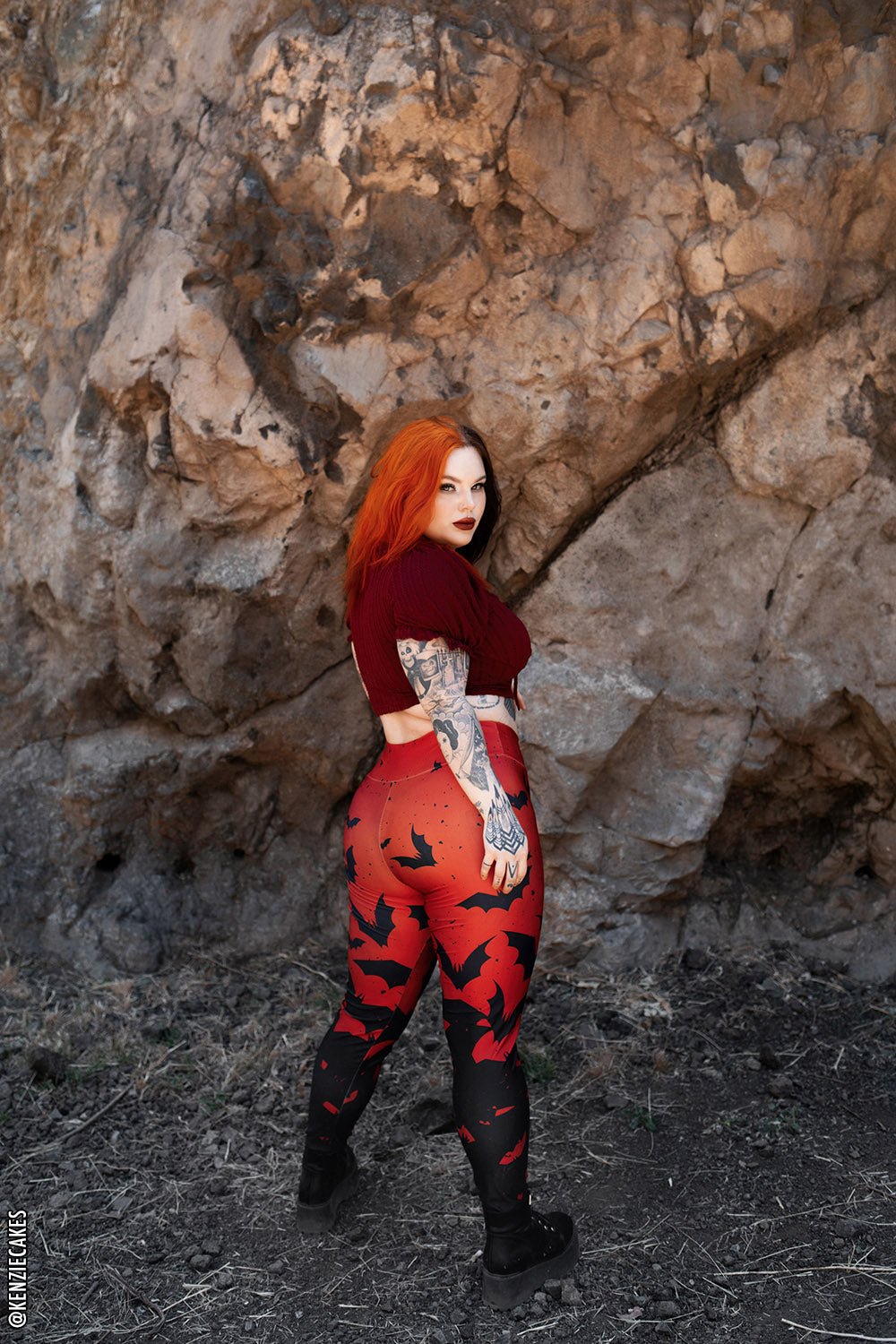 Bite Me Vampire Bat Leggings [RED/BLACK]