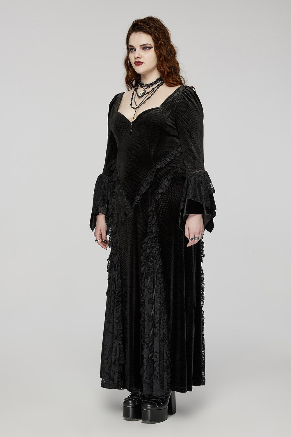 Black Majesty Vampire Goth Dress [Plus Size]
