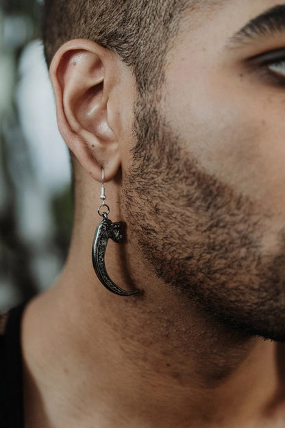 Claw Earrings