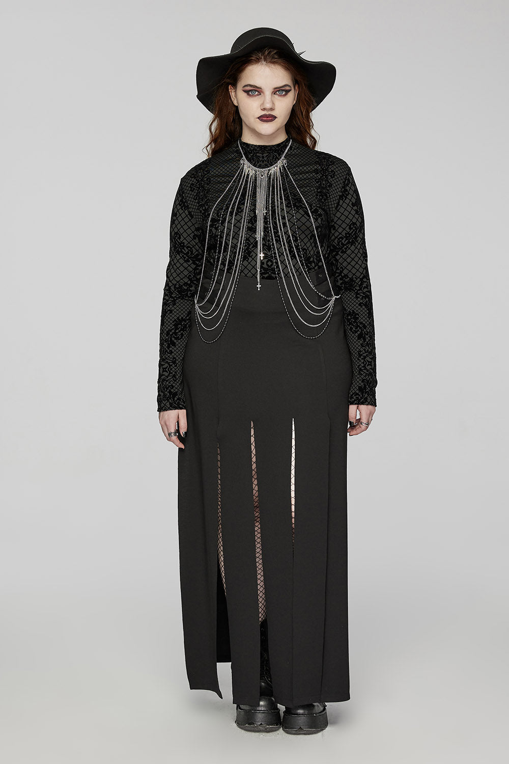 Cemeteria Chain Body Harness