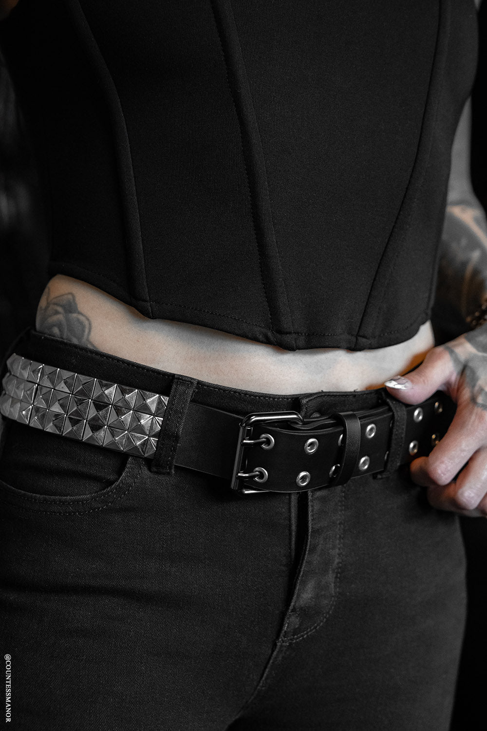 Citadel Pyramid Stud Belt [Genuine Leather]