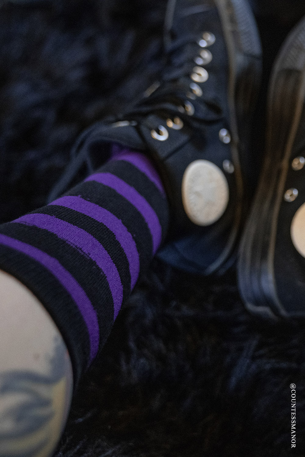 Creepy Crew Socks [Purple/Black Stripes]