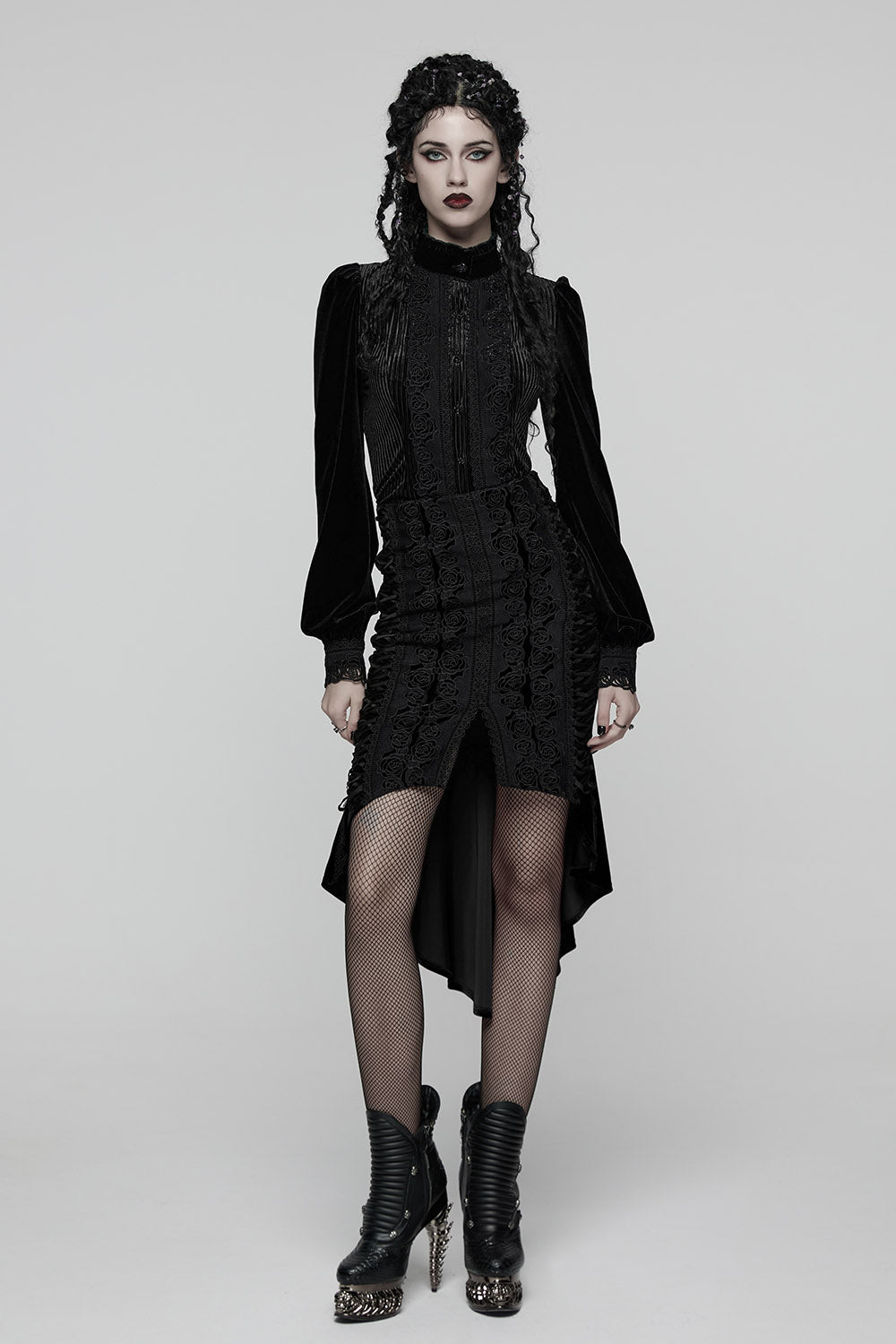 Bloomthorn Manor Velvet Skirt [Black]